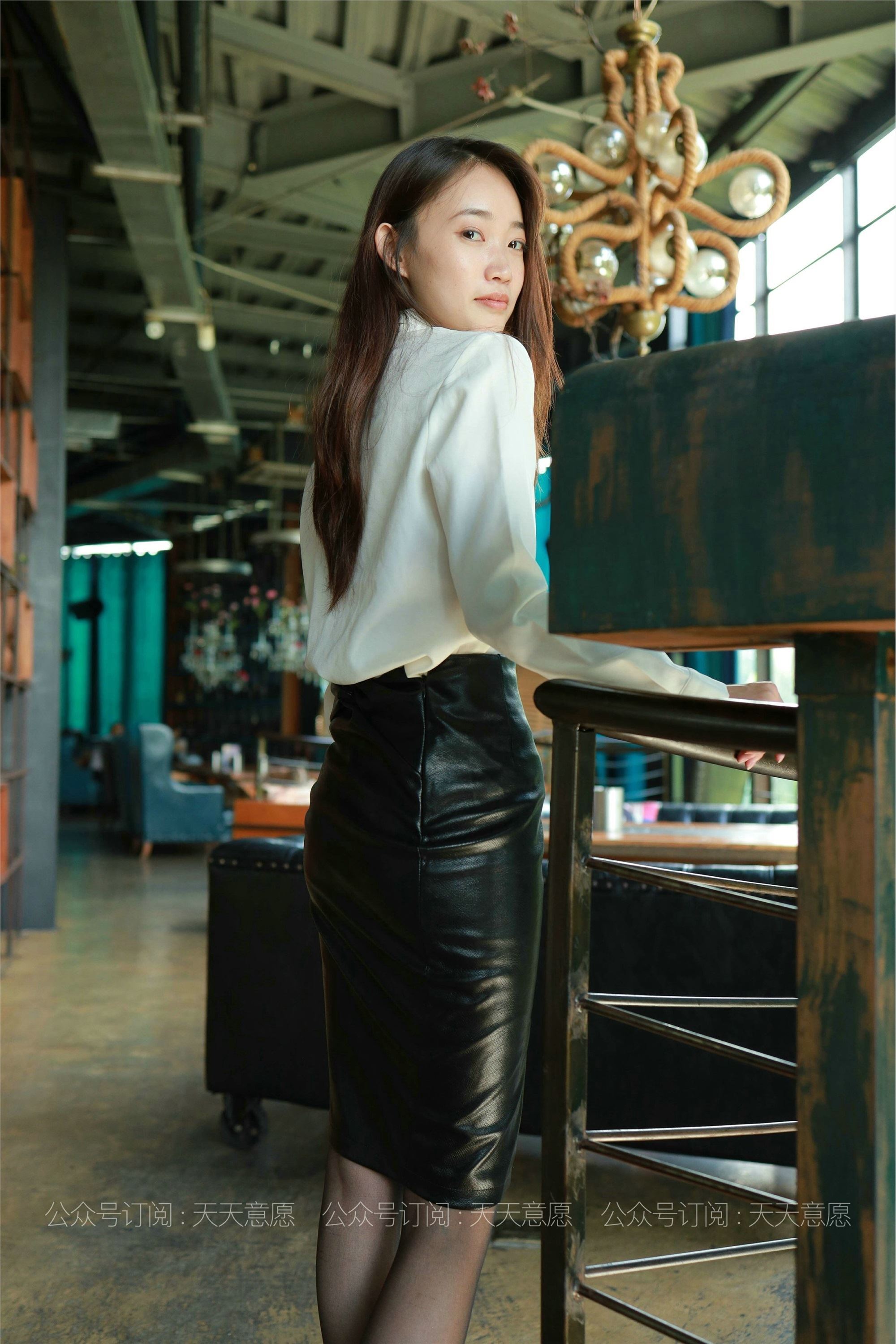 IESS异思趣向  2021.06.30 丝享家847：小高《OL黑玫瑰》